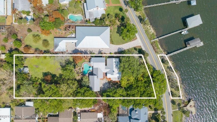View details of listing 409 ROCKLEDGE DR ROCKLEDGE with MLS# V4949935